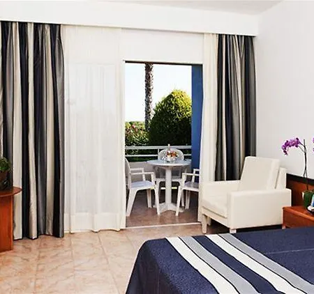 Sagitario Princesa Playa Resort 4*